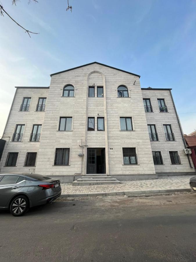 Appartement In Ereván Exterior foto
